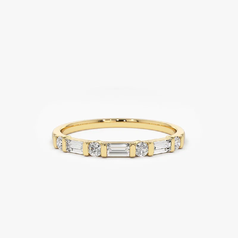 14K Alternating Baguette and Round Diamond Wedding Ring