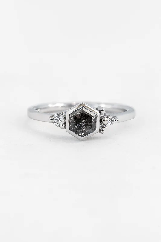 Looking Glass Ring with 0.75ct Salt and Pepper Diamond