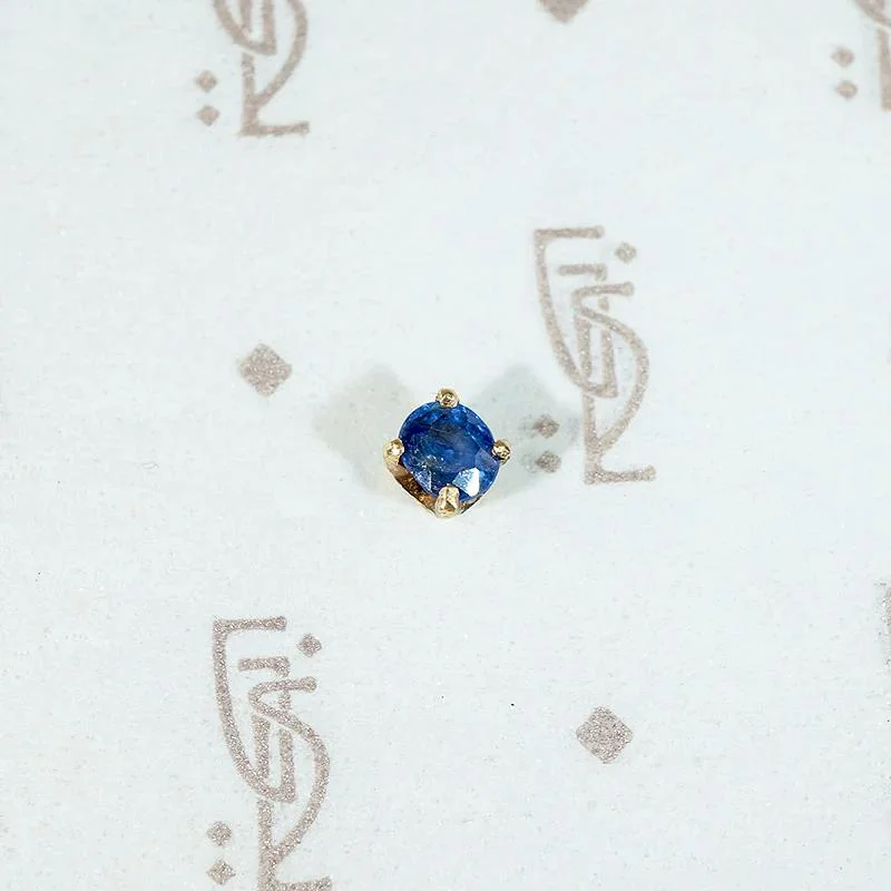 Single .35ct Antique Sapphire Gold Stud