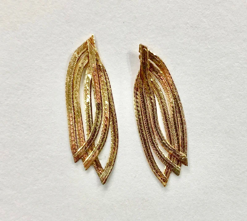 Pair of 14K Yellow Gold Herringbone Chain Earrings