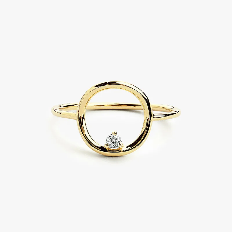 14K Gold Circle Diamond Ring