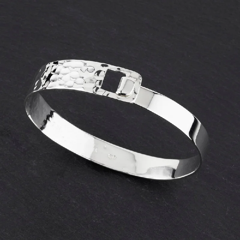 Hammered Silver Clasp Bangle Bracelet